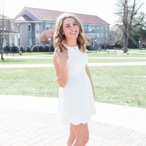 White Lulu’s dress